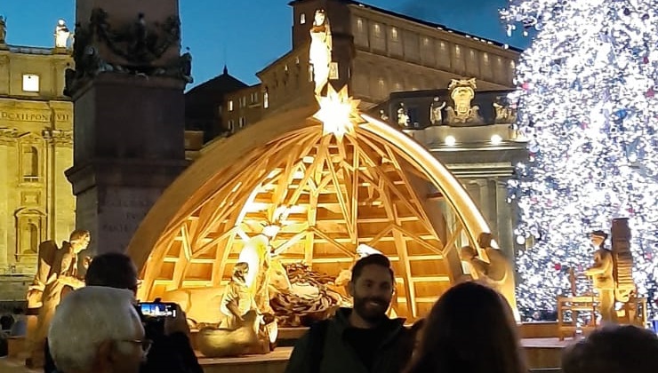⑤サン・ピエトロ広場のクリスマス
