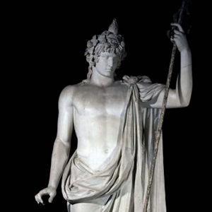 ③ヴァチカン博物館にあるアンティノウス像